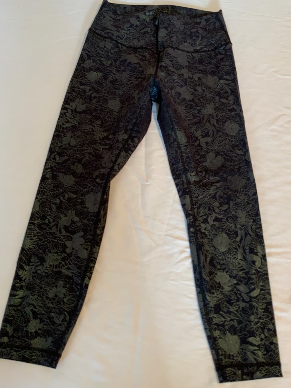 Lululemon Black Floral-Print Leggings Sz 10